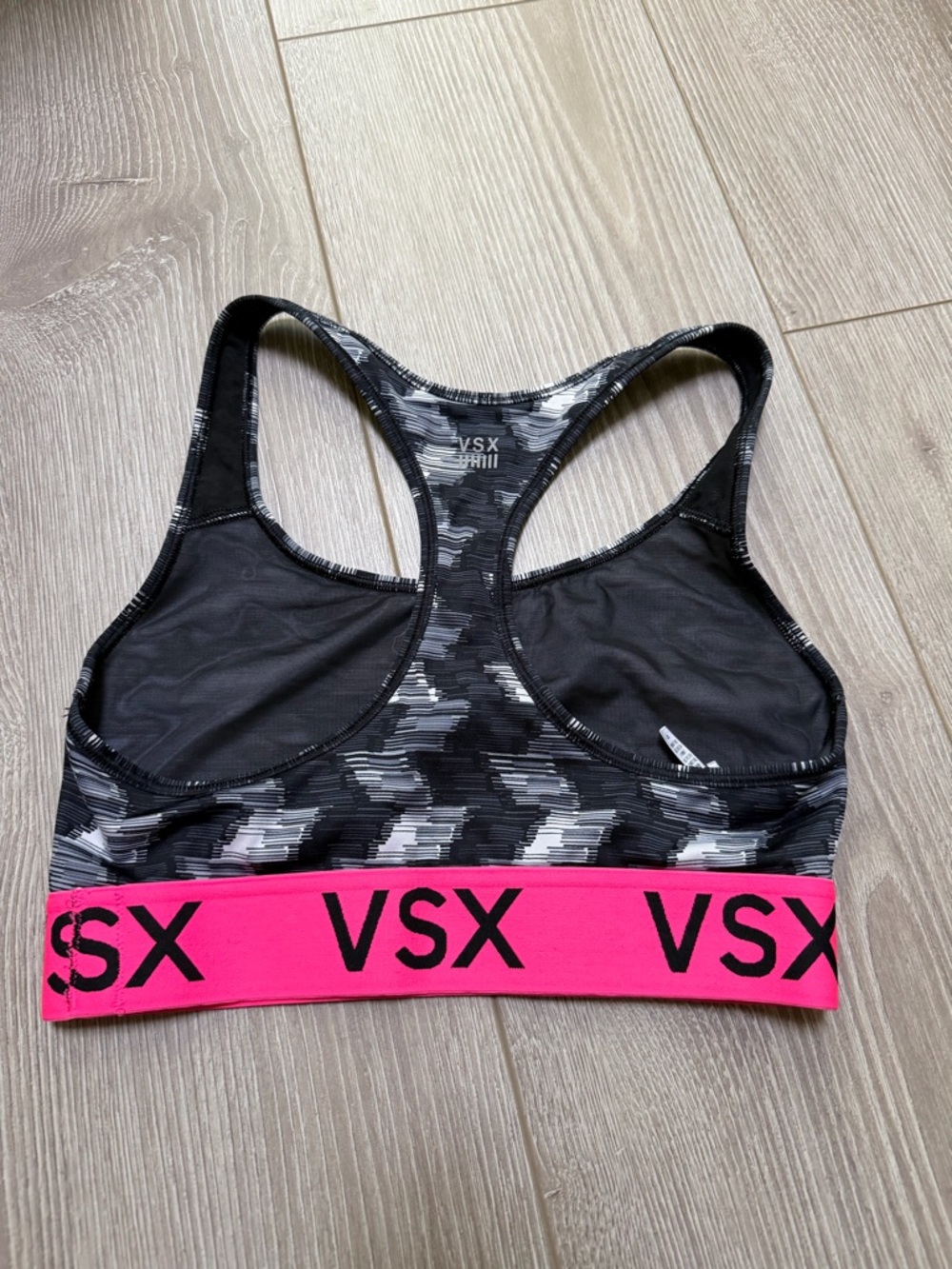 Victoria’s Secret Sport patterned neon sports bra athletic running support - Picture 2 of 4